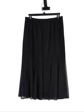 ONYX Nite Skirt Size Medium In Great Condition .